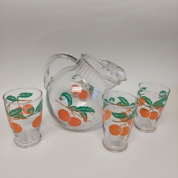 Vintage* Medium Glass Juice Pitcher & 3 Juice Glasses - Picture 7 of 8